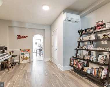 2756 E Pacific Street - Photo Thumbnail 5