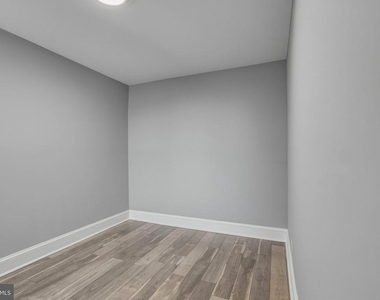 2756 E Pacific Street - Photo Thumbnail 36