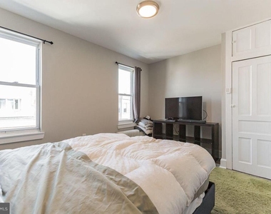 2756 E Pacific Street - Photo Thumbnail 17