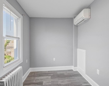 2756 E Pacific Street - Photo Thumbnail 38