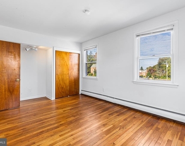 655 Drexel Avenue - Photo Thumbnail 18