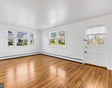 655 Drexel Avenue - Photo Thumbnail 7