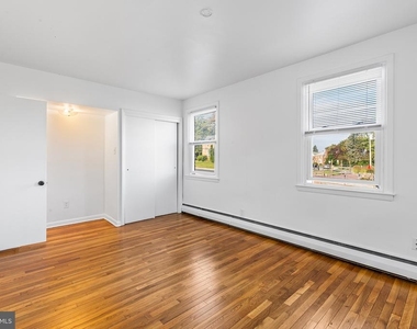 655 Drexel Avenue - Photo Thumbnail 17