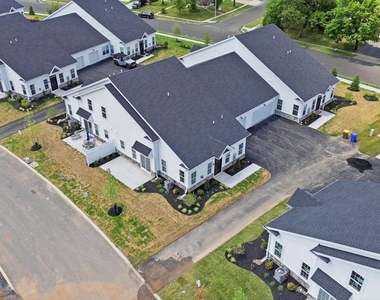 11 Cedar Circle - Photo Thumbnail 31