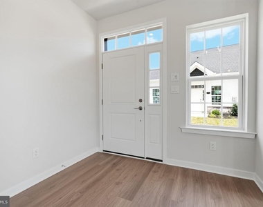 11 Cedar Circle - Photo Thumbnail 1