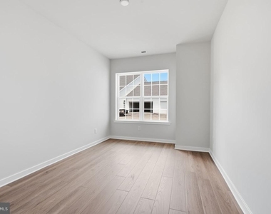 11 Cedar Circle - Photo Thumbnail 23