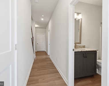 11 Cedar Circle - Photo Thumbnail 13