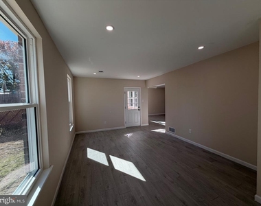 3009 Wistar Court - Photo Thumbnail 7