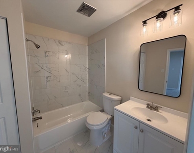 3009 Wistar Court - Photo Thumbnail 12