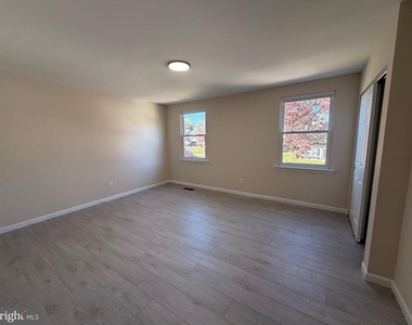 3009 Wistar Court - Photo Thumbnail 11