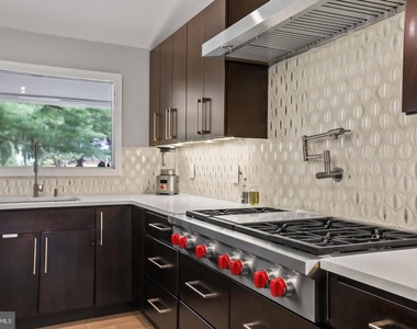 1004 Mercer Rd - Photo Thumbnail 7