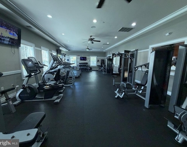 1344 Sierra Drive - Photo Thumbnail 17