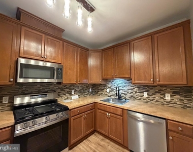 1344 Sierra Drive - Photo Thumbnail 3