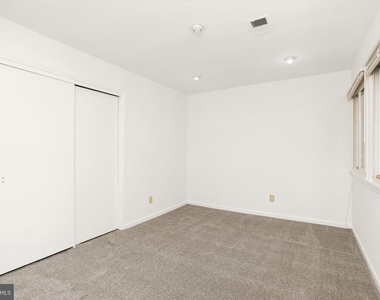 J4 Avon Drive - Photo Thumbnail 16