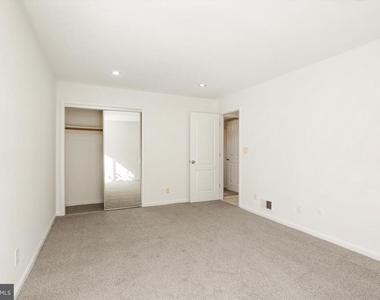 J4 Avon Drive - Photo Thumbnail 13