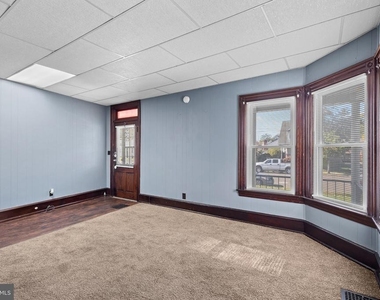 212 Helms Avenue - Photo Thumbnail 3