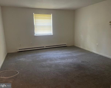 221 White Horse Pike - Photo Thumbnail 4