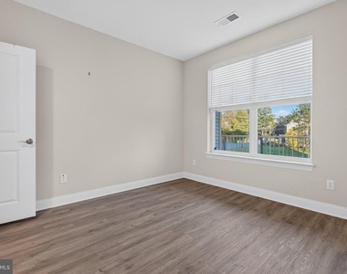 63 E Main Street - Photo Thumbnail 18