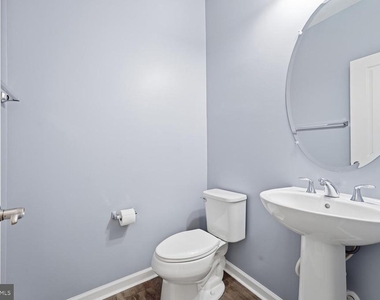 6906 Stoddert Lane - Photo Thumbnail 12