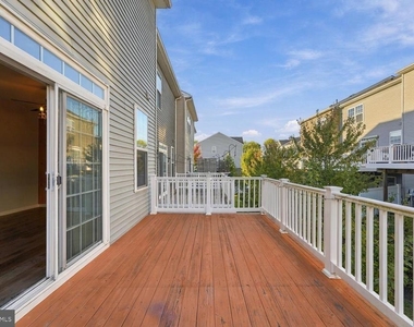 6906 Stoddert Lane - Photo Thumbnail 31