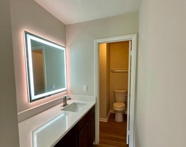 352 Harry S Truman Drive - Photo Thumbnail 5