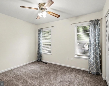 7536 Cinnabar Terrace - Photo Thumbnail 8