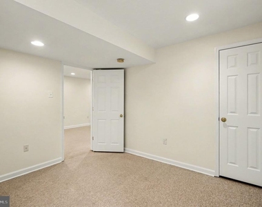 7536 Cinnabar Terrace - Photo Thumbnail 33