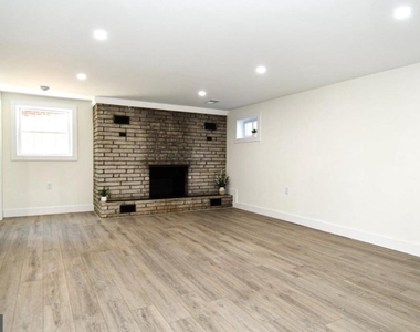 4008 Adams Drive - Photo Thumbnail 15