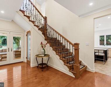 204 Primrose Street - Photo Thumbnail 10