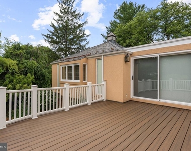204 Primrose Street - Photo Thumbnail 20