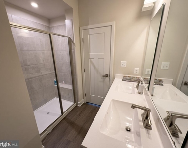 7513 Bharat Way - Photo Thumbnail 26