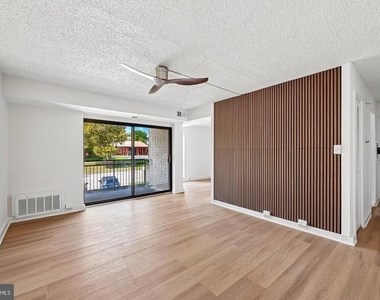 5911 Tamar Drive - Photo Thumbnail 10