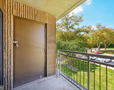5911 Tamar Drive - Photo Thumbnail 24