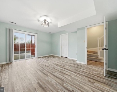 7130 Oberlin Circle - Photo Thumbnail 3