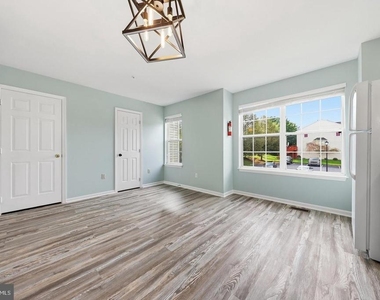7130 Oberlin Circle - Photo Thumbnail 7