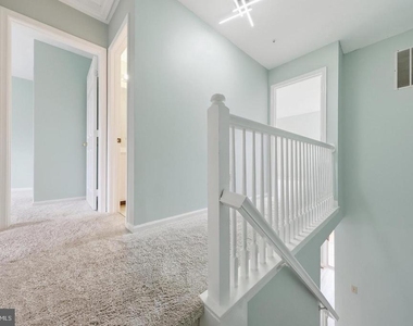 7130 Oberlin Circle - Photo Thumbnail 17