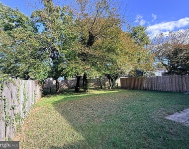 381 Volley Court - Photo Thumbnail 21