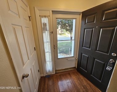 7070 St Ives Court - Photo Thumbnail 2