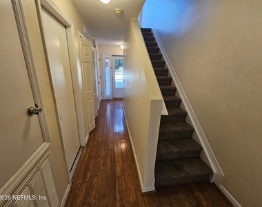 7070 St Ives Court - Photo Thumbnail 9