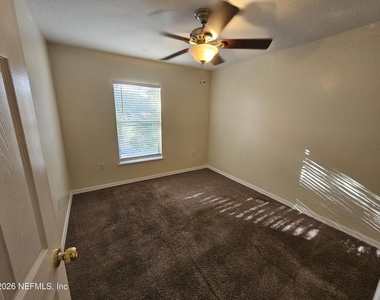 7070 St Ives Court - Photo Thumbnail 15