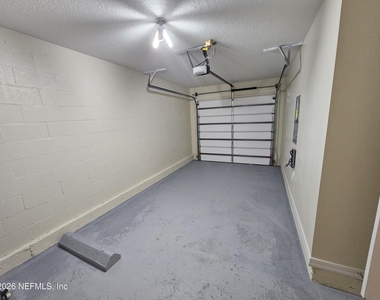 7070 St Ives Court - Photo Thumbnail 4