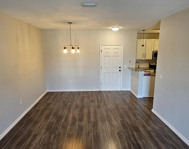 4935 Islamorada Lane - Photo Thumbnail 8