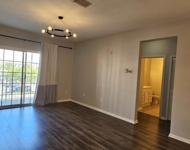 4935 Islamorada Lane - Photo Thumbnail 6