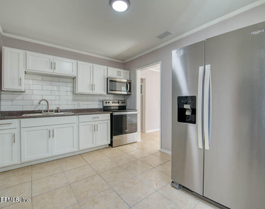 9157 3rd Avenue - Photo Thumbnail 9