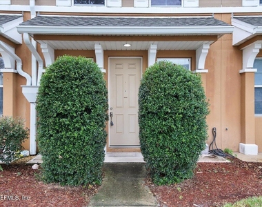 13002 Surfside Drive - Photo Thumbnail 1