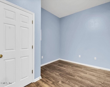 13002 Surfside Drive - Photo Thumbnail 13