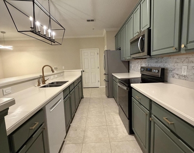 13364 Beach Boulevard - Photo Thumbnail 12