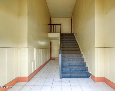 6550 Mission Court - Photo Thumbnail 3