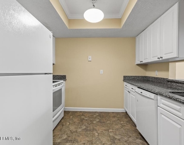 6550 Mission Court - Photo Thumbnail 10