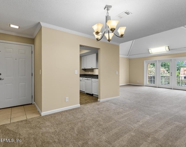 6550 Mission Court - Photo Thumbnail 8